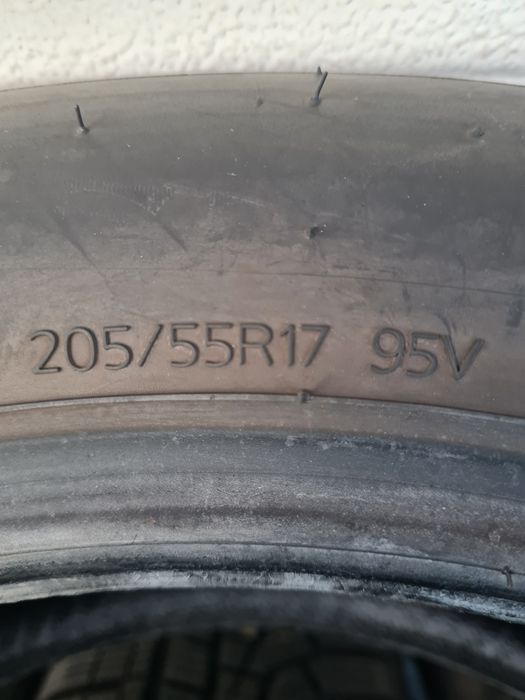 Зимни гуми 4 броя HANKOOK WinterIcept Evo2 205 55 R17 дот 2921