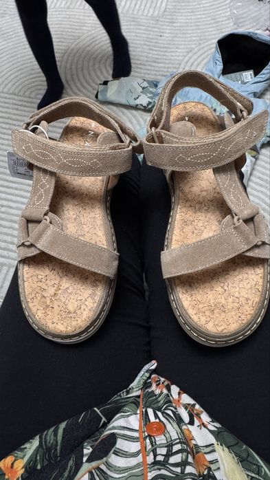 Сандалики летние