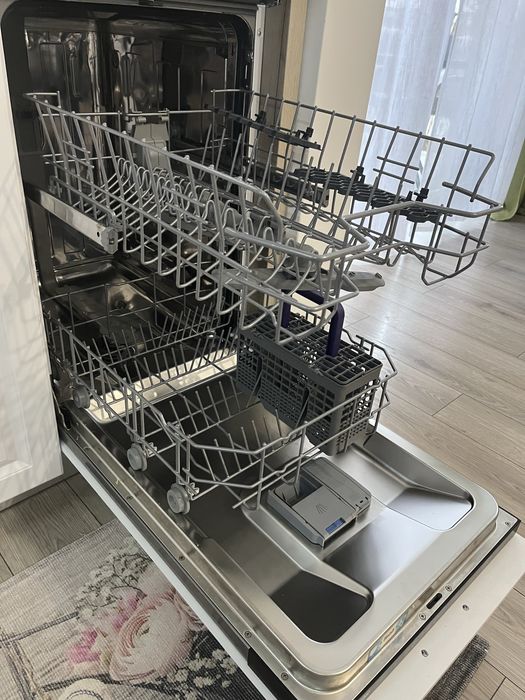 Masina de spalat vase Beko