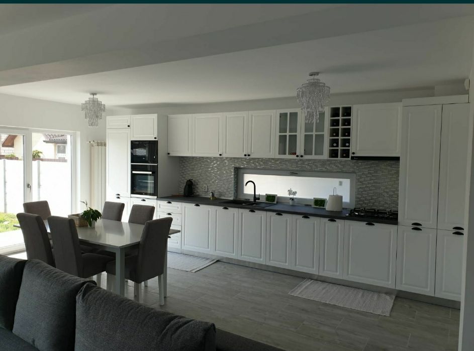 Vilă superbă pe teren 500 m în Rate - Dragomiresti-Deal Chiajna Tunari