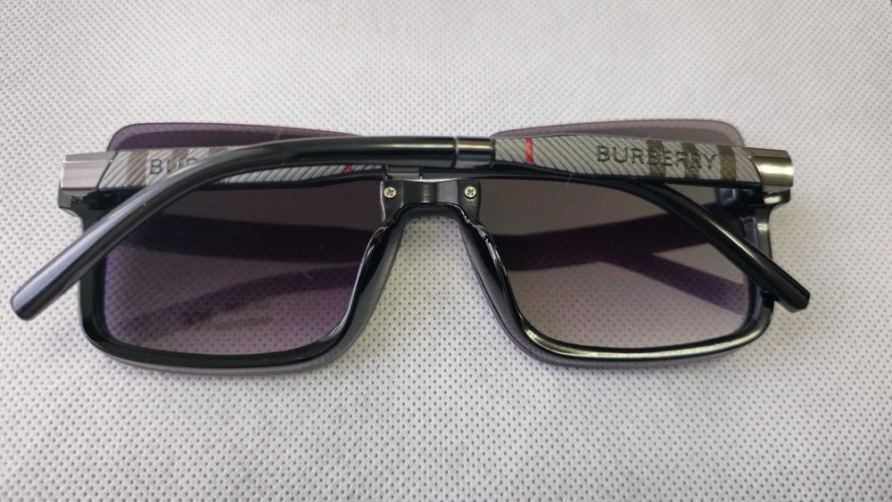 Ochelari de soare BURBERRY 9007D-1 GRI