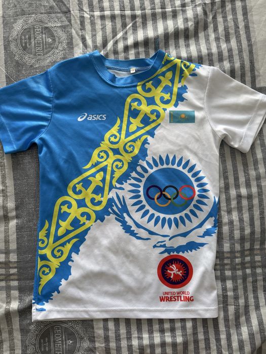 Продам футболку размер 38 в отличном состоянии