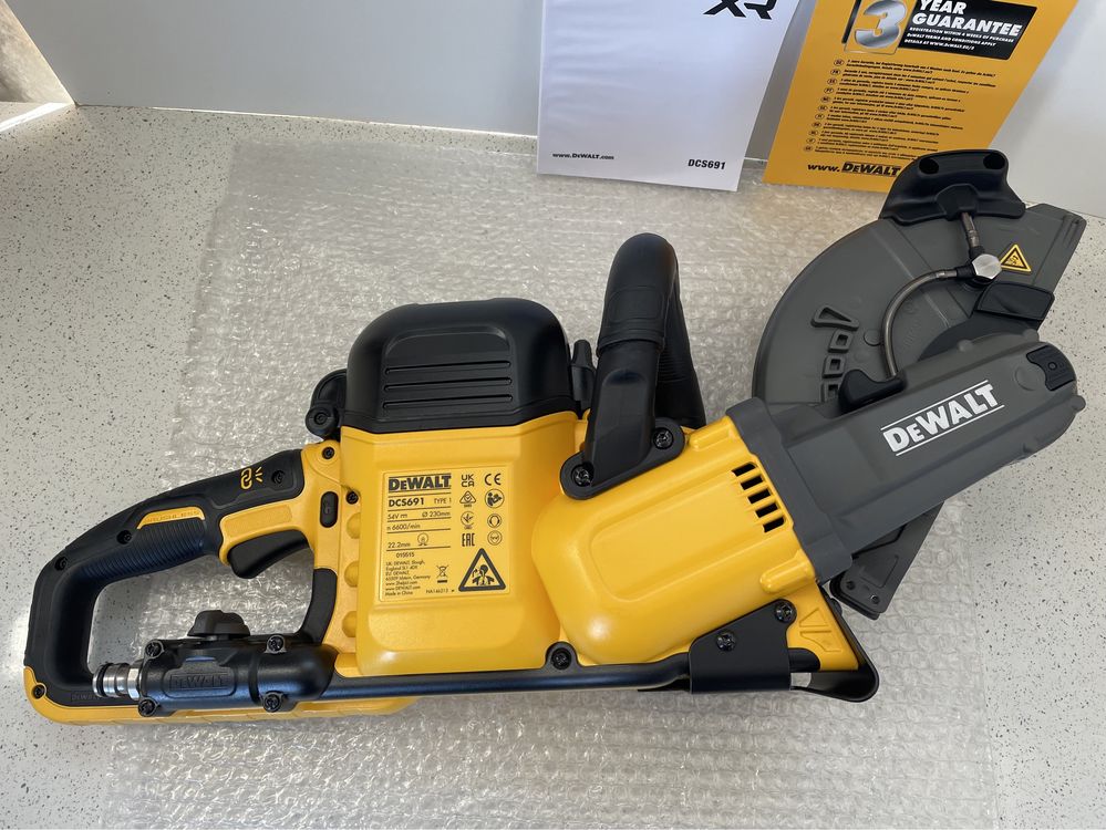 DeWALT DCS 691N XR. FLEXVOLT 54V. Drujba de Beton, Original Nou!