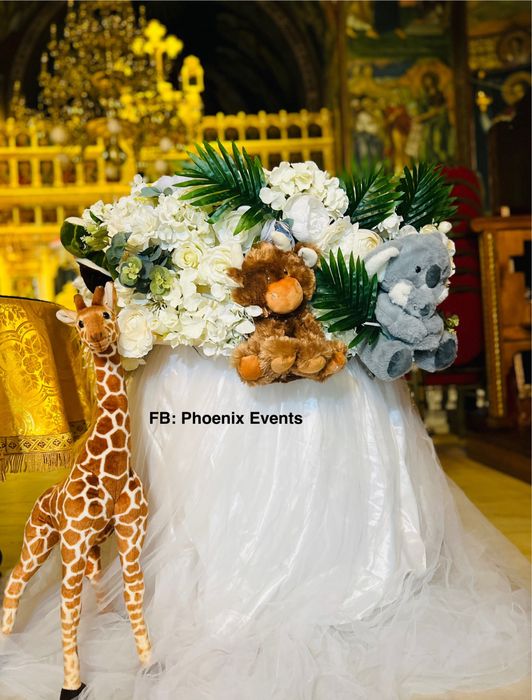 Aranjament cristelnita decor biserica botez tematica decoratiuni flora