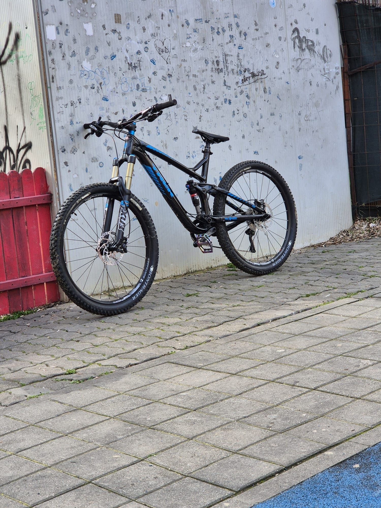 Bicicleta Trek Remedy 8