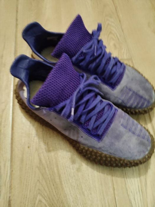 Vând adidași.ADIDAS.