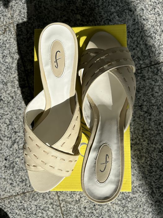 Летни обувки, нови. Не са носени