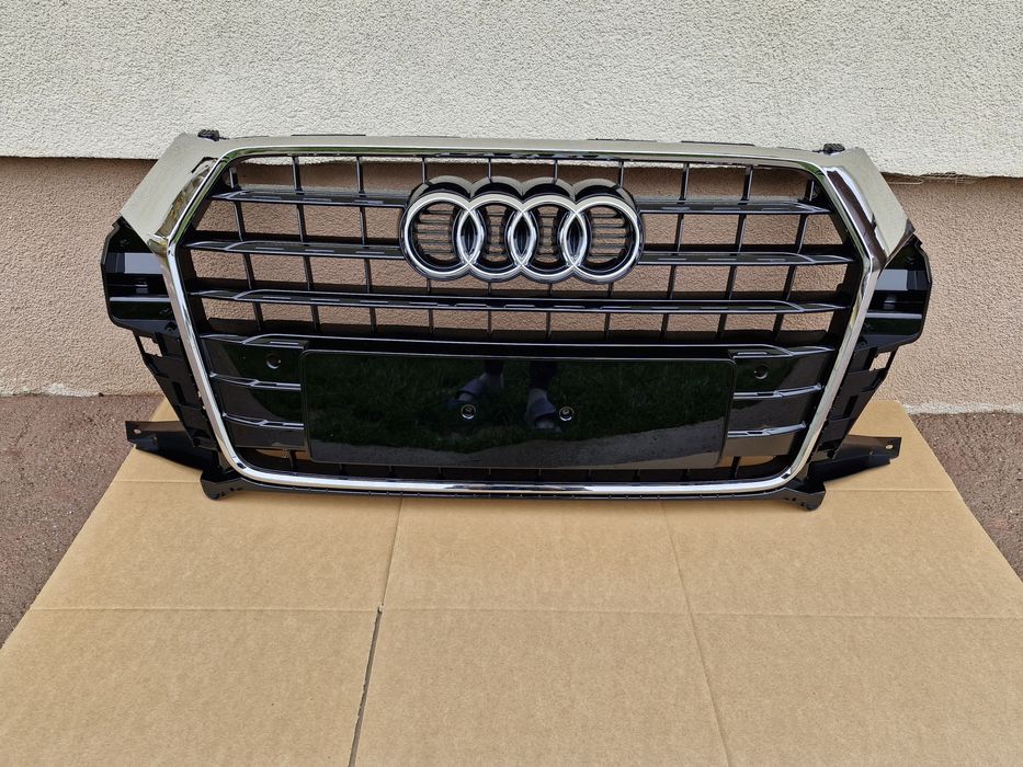 Grila centrala Audi Q3 facelift 2014-2018 NOUA