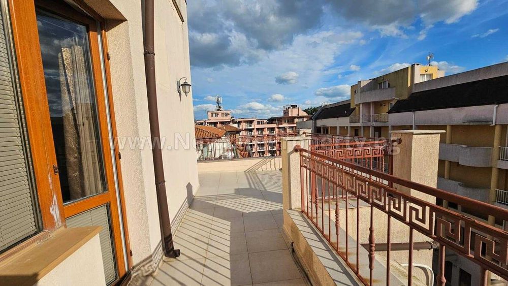 Продава се Двустаен апартамент в к.к. Слънчев бряг - 74 кв.м за 940 €/кв.м - Снимка #12