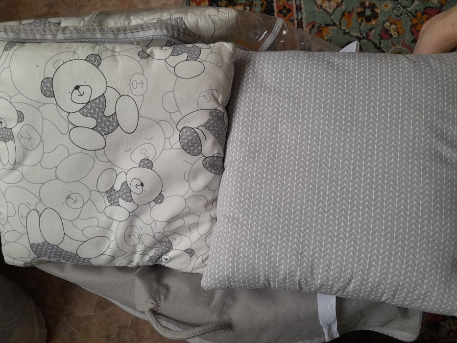 Продам бортики в кроватку