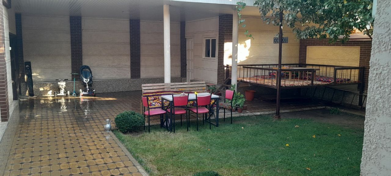 Bektemirda 2 sotixli yol yuzidan tarsavoyda joylawgan kotej sotiladi