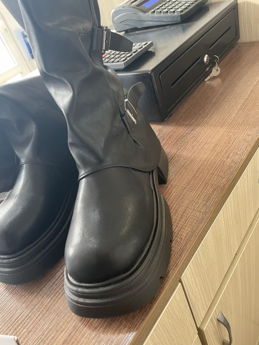 Дамски ботуши 38 номер