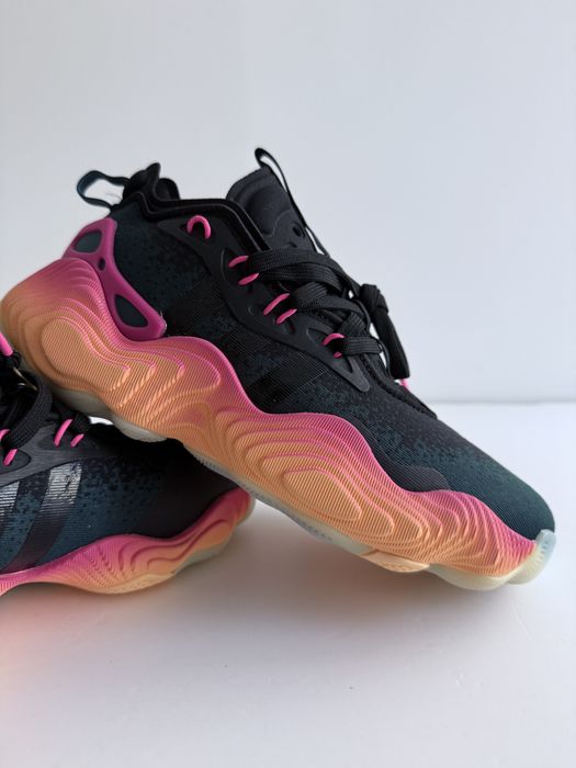 Adidas marimea 37 1/3 noi, originali