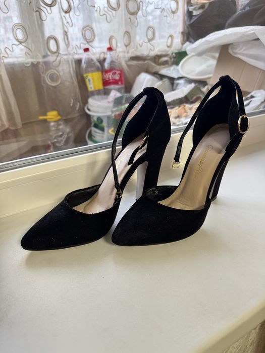 Продам туфли женские