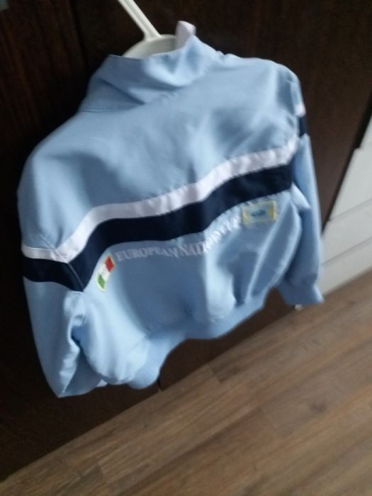 vand/schimb Gecuta originala BENETON copii 3,4 ani