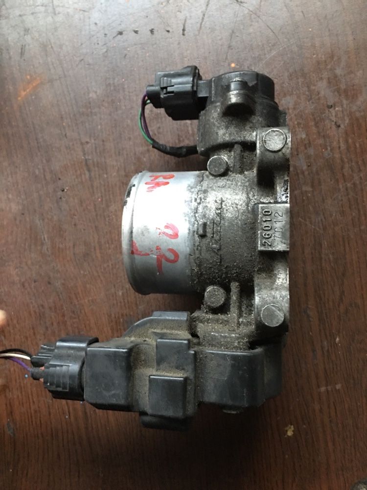 Clapeta acceleratie toyota rav 4 motor 2.2 diesel an 2006-2010