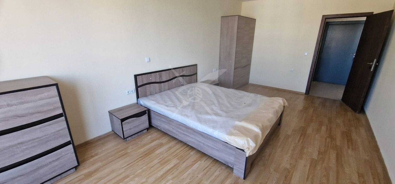 Продава се Двустаен апартамент в к.к. Слънчев бряг - 82 кв.м за 1000 €/кв.м - Снимка #1