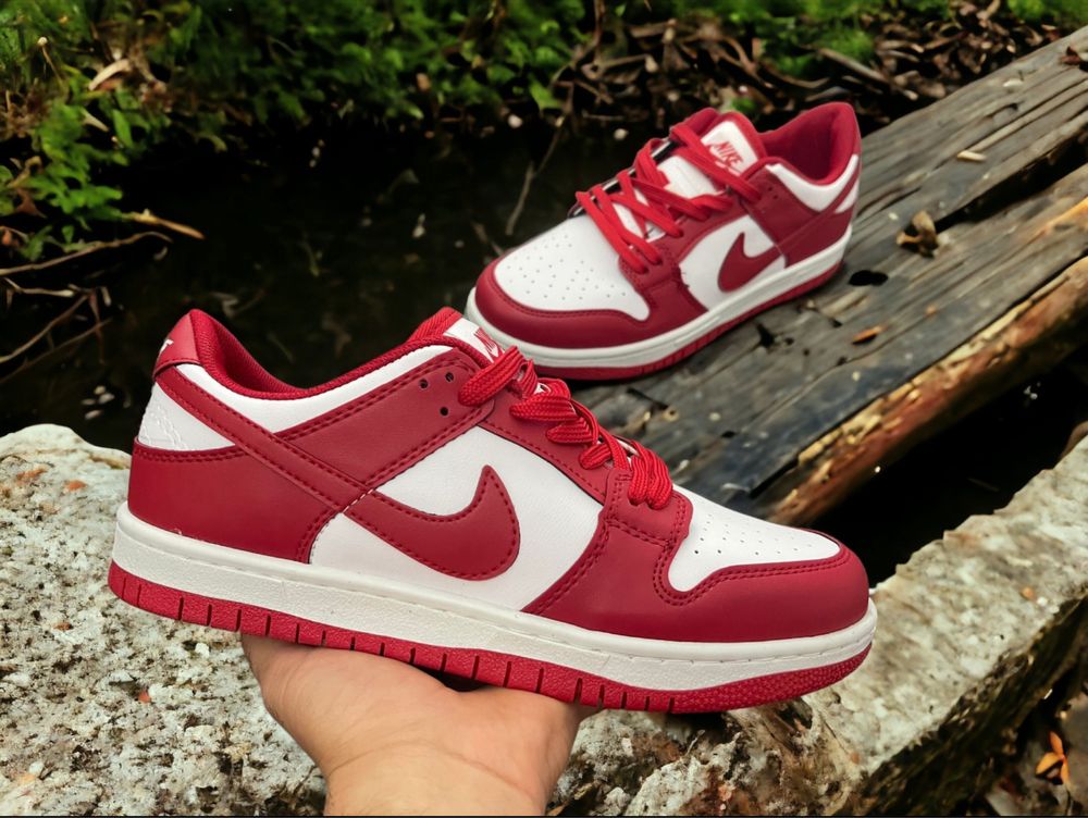 Nike Dunk Red 2024