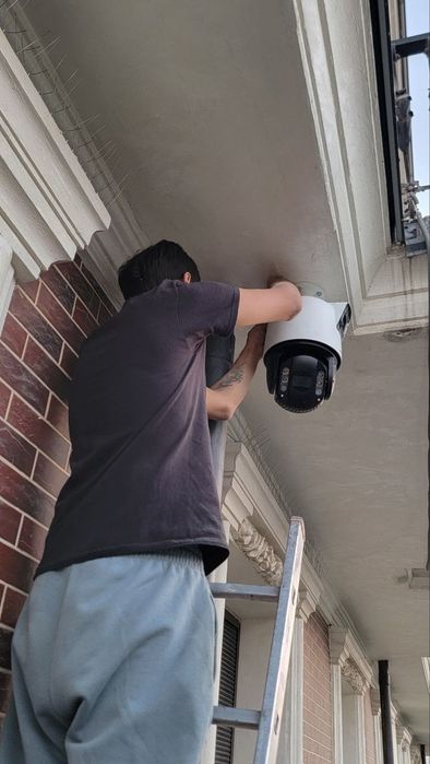 Камеры видеонаблюдения для защиты вашего дома. Профессиональный монтаж