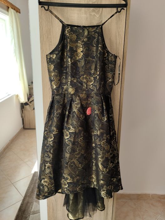 Дамски официални рокли