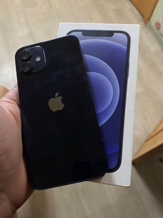 Продам айфон 12 на 128гб