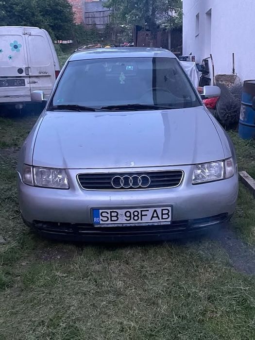 Vând Audi A3 18t