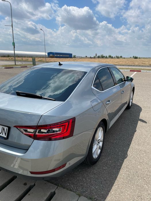 Skoda superb 3 1.8 TSI 180 CP DSG