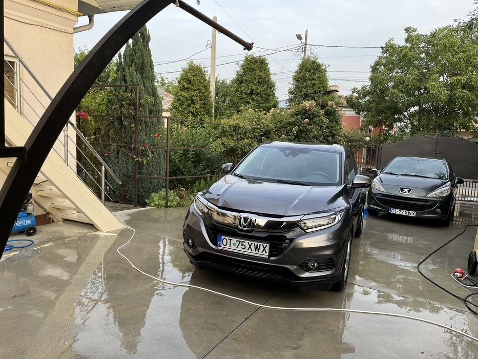 Honda H-RV , 1,5 L , aspirat , impecabila ,direct proprietar