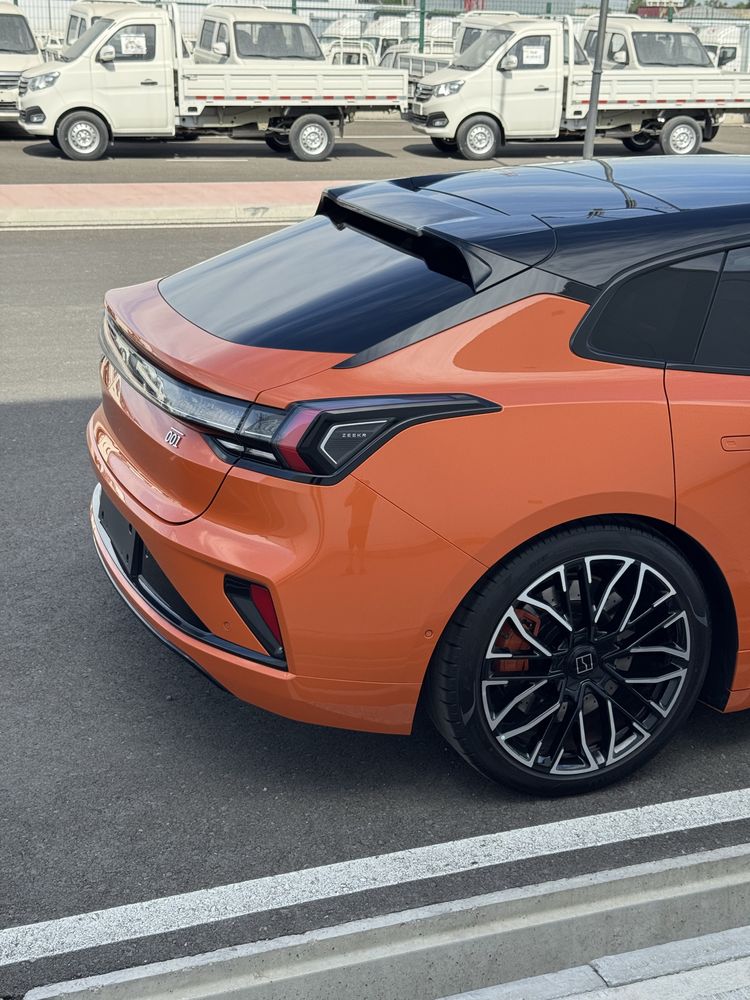 Zeekr 001 Z-sport 2024/2025
