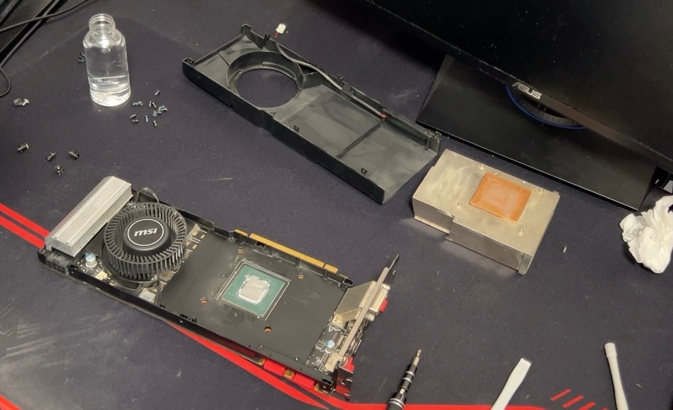 Reparatii calculatoare si laptop la domiciliu/Asamblare PC
