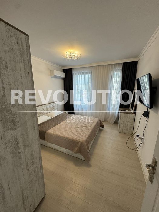 Дава се под наем Тристаен апартамент в Пловдив, Кършияка - 110 кв.м за 1000 € - Снимка #9