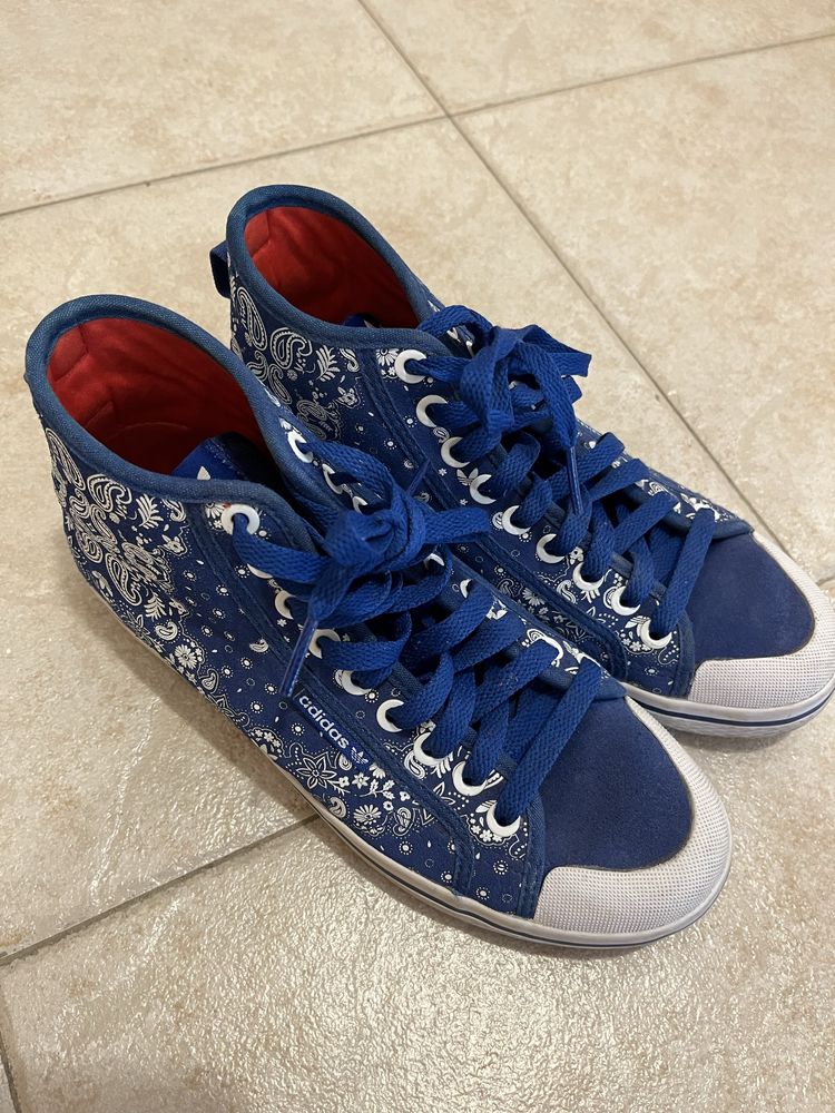 Дамски кецове Adidas