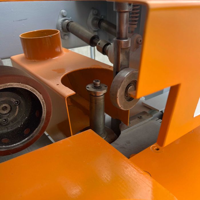 Masina de prelucrat pe 4 fete reconditionata