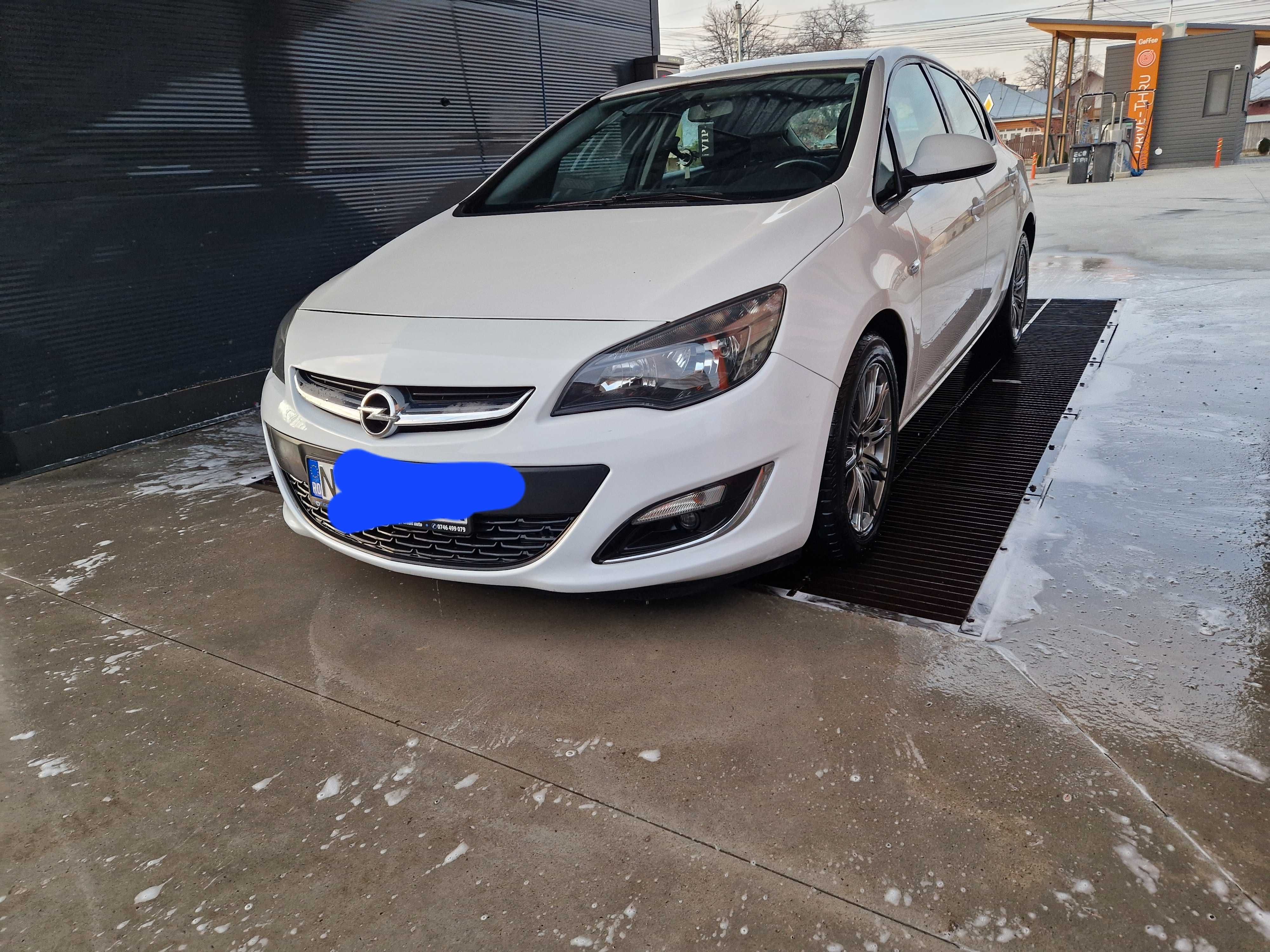 Vand opel astra j