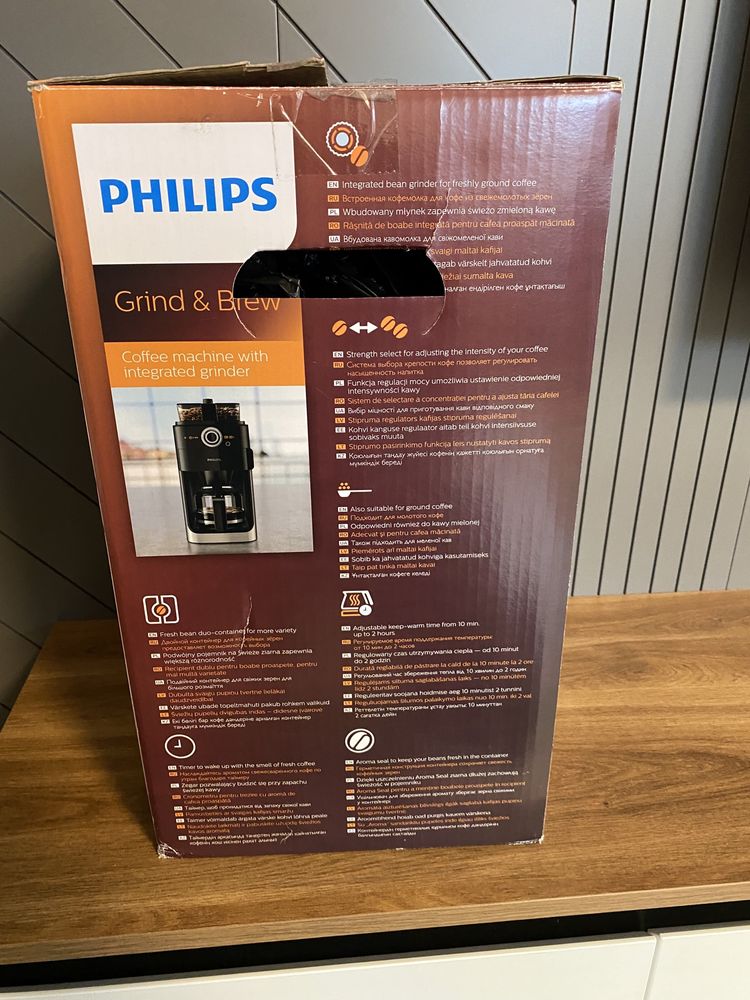 Кафе машина Philips Grind & Brew HD7769/00, 1000 W, Стъклена кана
