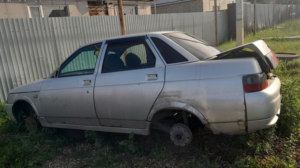 Продам кузов машины 2110