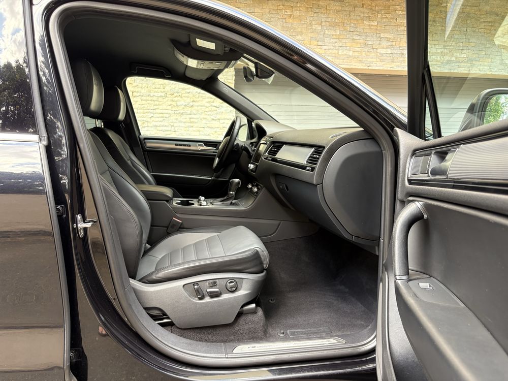 Volkswagen Touareg R Line 3.0 262Cp 2017
