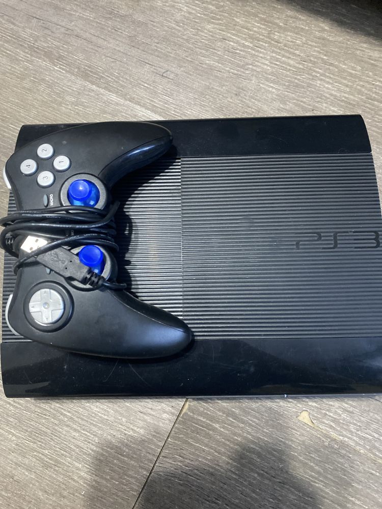 PlayStation 3 в отличном состояние
