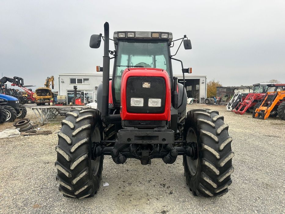 Massey Ferguson 8220