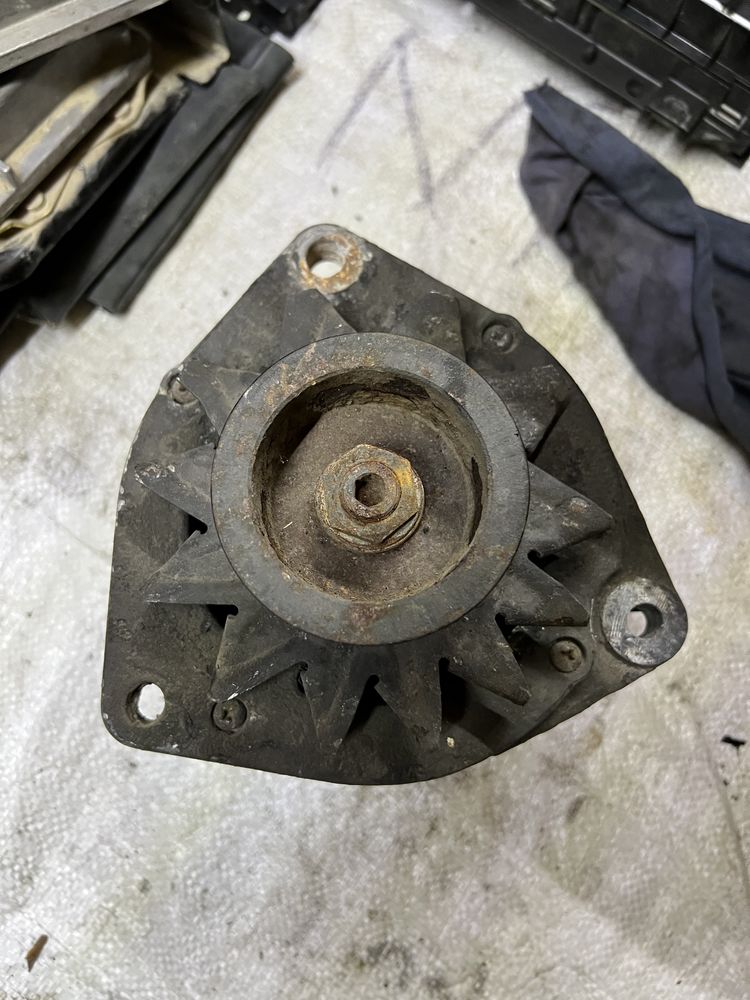 Alternator Mercedes Atego 4.3 model 1999-2002