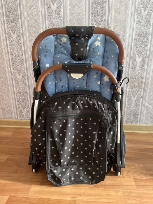 Детская коляска очень удобная