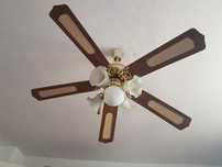 VÂND LUSTRĂ cu ventilator