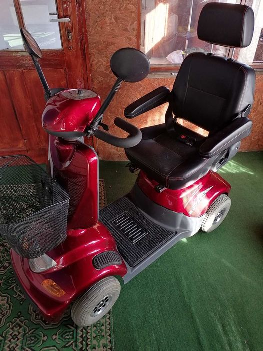 Инвалидна електрическа количка-скутер