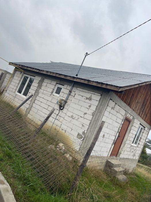 Casa de locuit cu teren