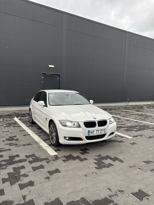 BMW 320D seria 3 e90 LCI 2011 euro 5 184cp automat xdrive 4x4