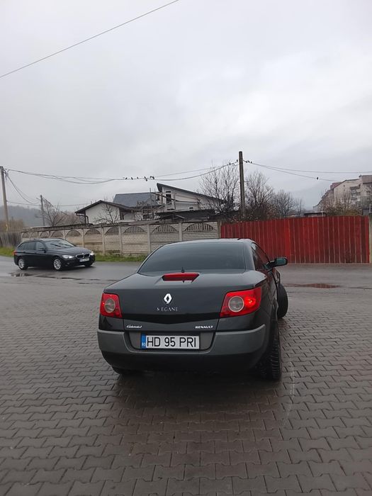 Vând Renault megan 2 cabrio