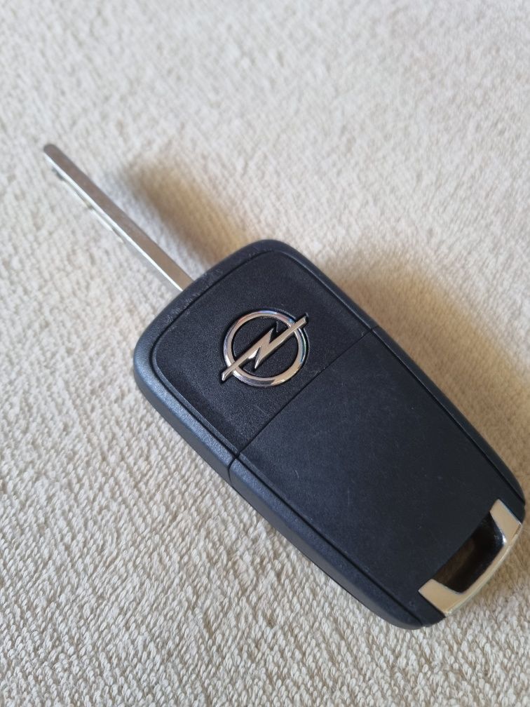 Оригинален флип ключ от Opel