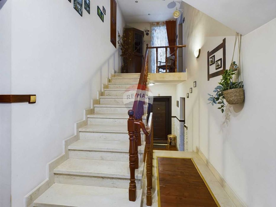 Къща за продажба в кв. Виница, гр. Варна