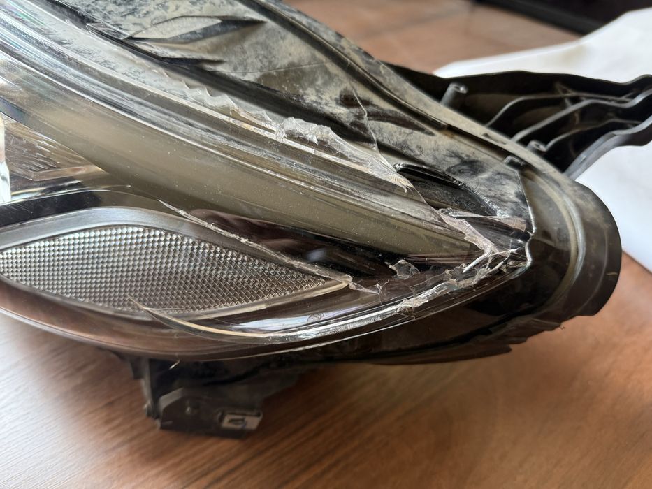 Левая фара от Malibu Xl