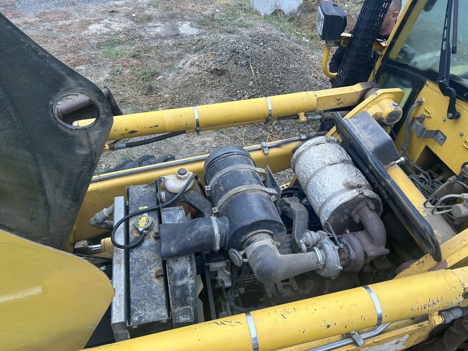 Vand Buldoexcavator komatsu W93